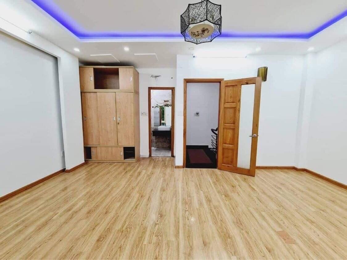 Siêu phẩm căn hộ dịch vụ, 3 mặt thoáng, 18 phòng khép kín, dòng tiền ổn định 80 triệu/tháng