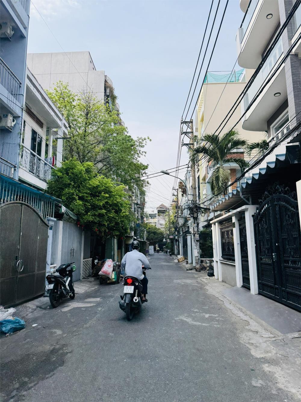 Bán nhà hẻm Trương Công Định, Phường 14, Tân Bình, 4x15, 3 tầng, 6,8 tỷ