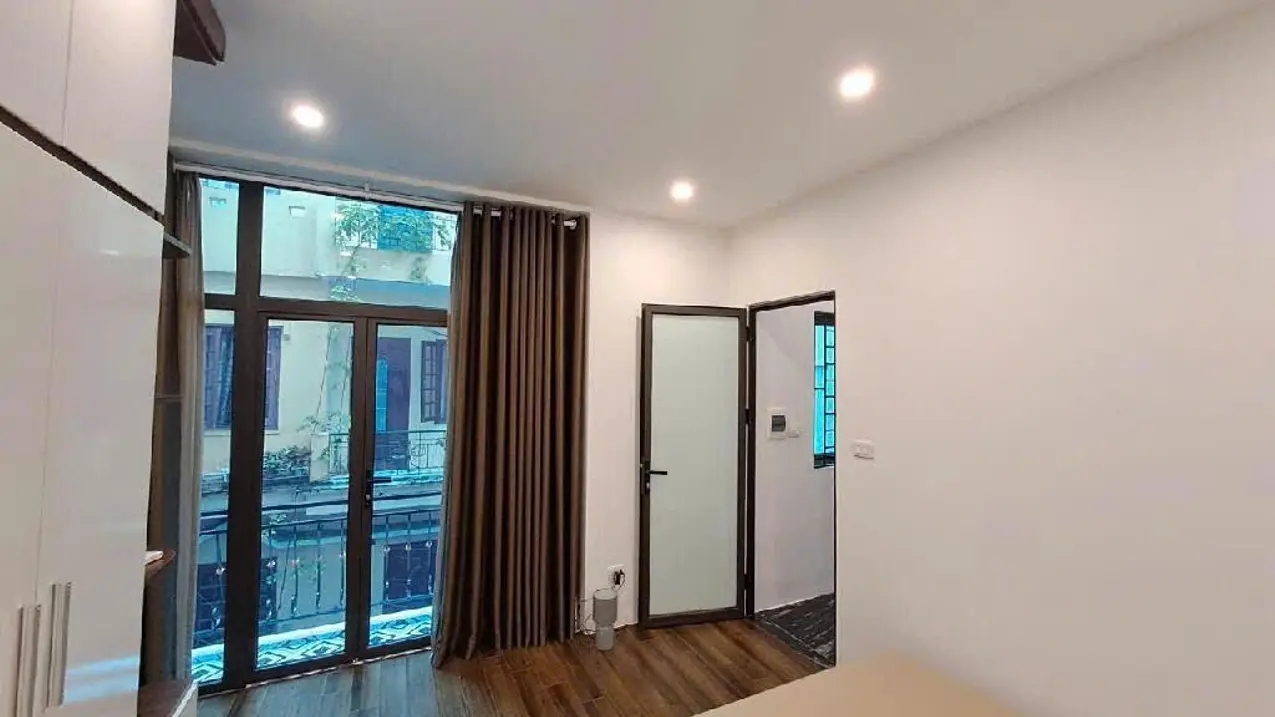 Nhà đẹp đường Tô Hiệu, Tân Phú, Đường 8m, 4.1x14m, 4 tầng, 6PN 6WC, ban công, giếng trời 7.5 tỷ