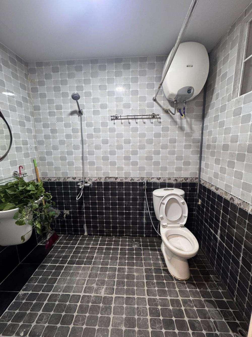 Bán căn hộ Trần Quý Kiên, Quận Cầu Giấy, diện tích 60m2, giá tốt 4,68 tỷ