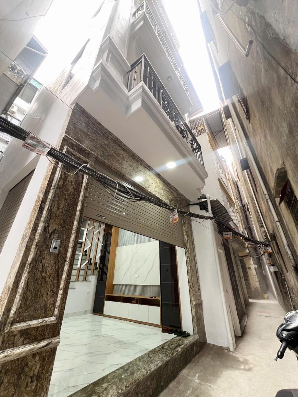 Bán nhà 5 tầng Minh Khai, Hoàng Mai, diện tích 43m2, giá 8.6 tỷ
