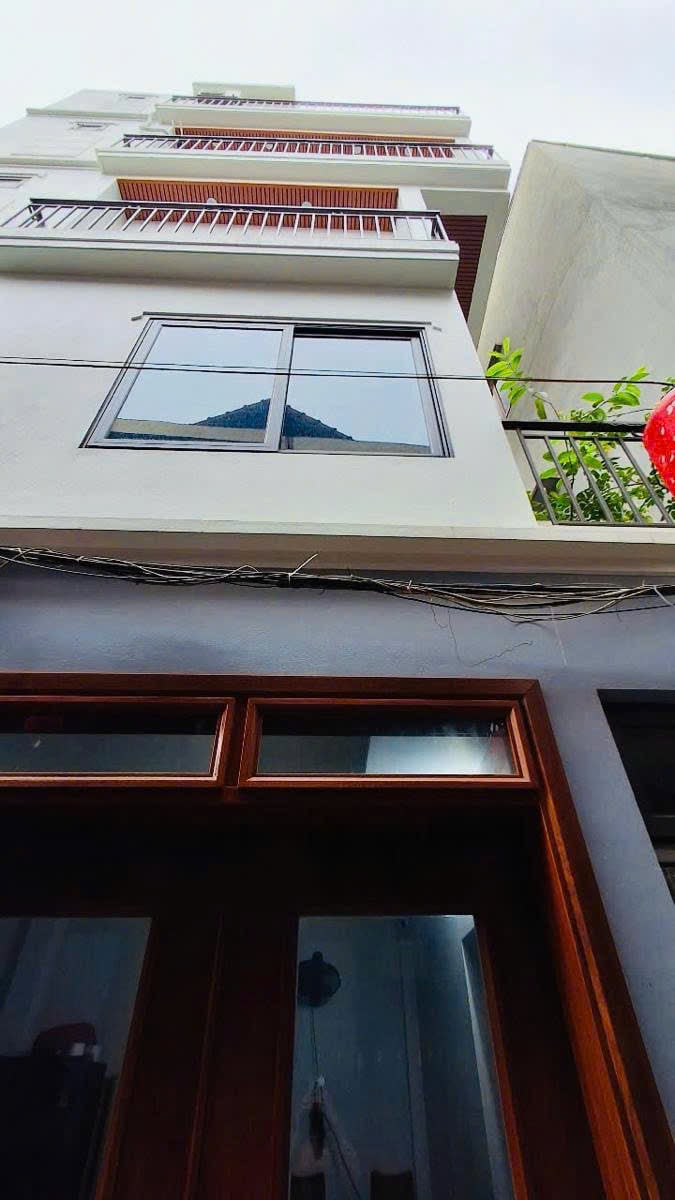 Bán nhà 4.5 tầng lô góc tuyến 2 Ngô Gia Tự, Hải An, Hải Phòng với diện tích 57m2