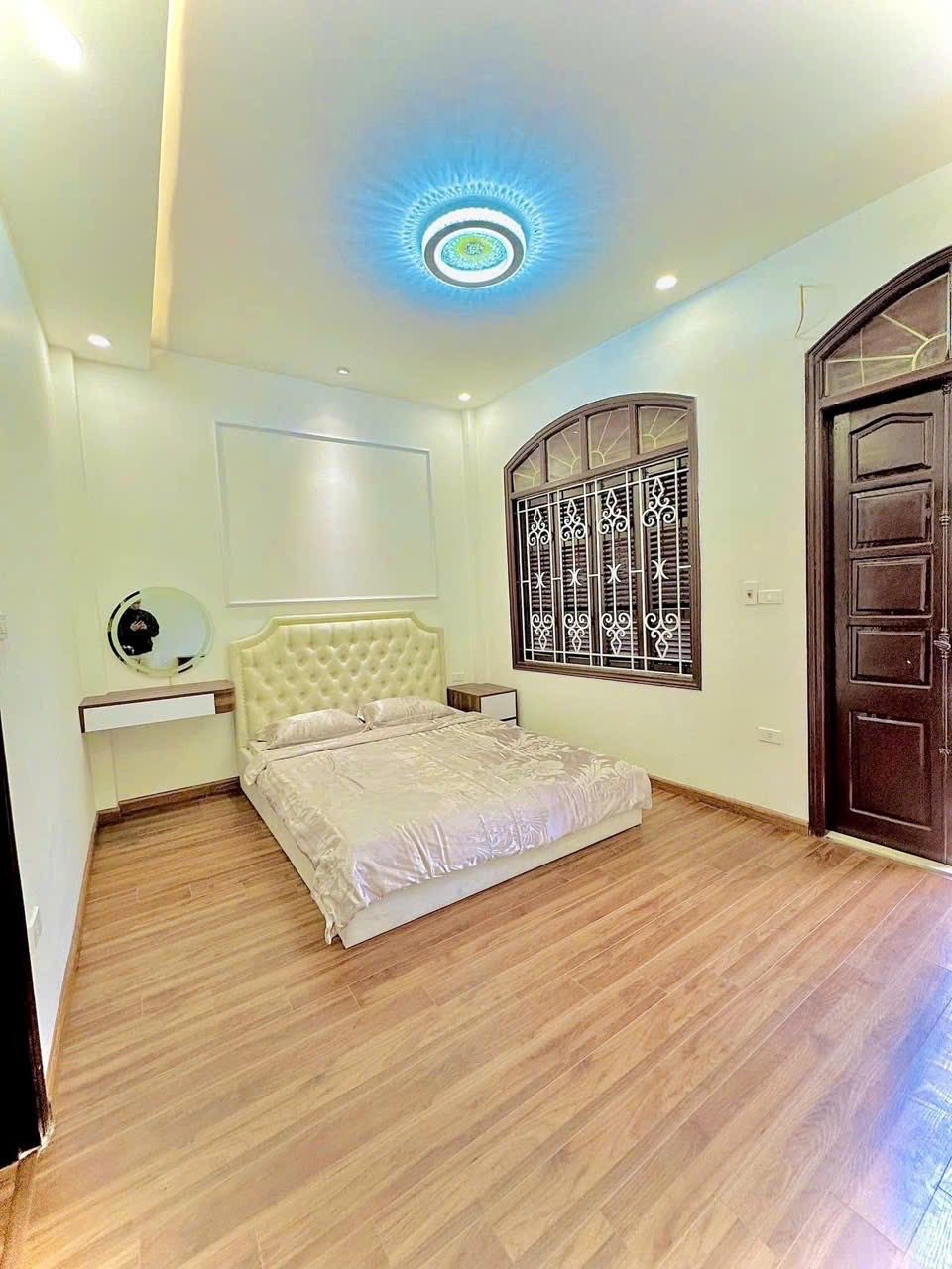 Bán nhà tại Trương Định, Hai Bà Trưng, mặt tiền 4.6m, giá 6.35 tỷ