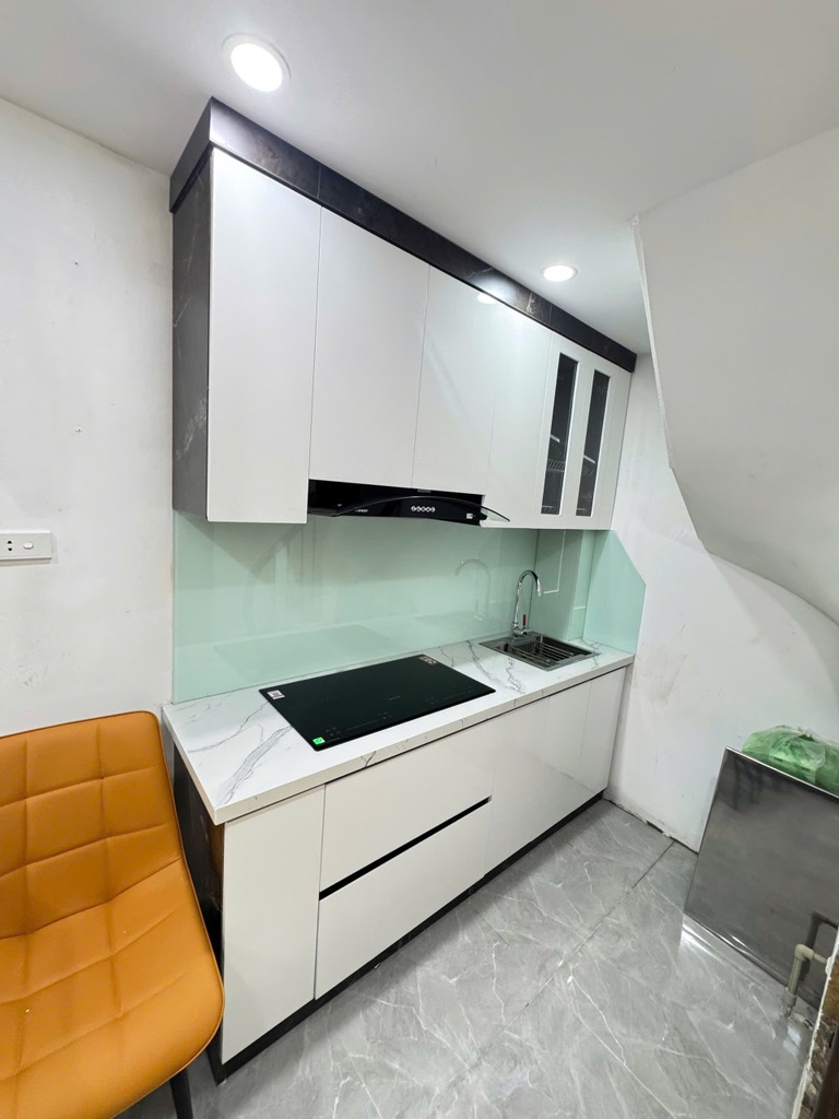 Bán nhà Ngô Sỹ Liên, Đống Đa, gần Văn Miếu, giá nhỉnh 3,5 tỷ, diện tích 16 m2