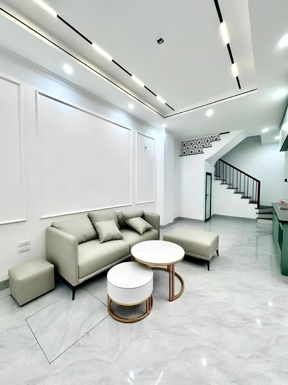 Siêu phẩm nhà phố Nguyễn Văn Viên, cách phố chỉ 8,4m – diện tích 31m2, giá 8.95 tỷ