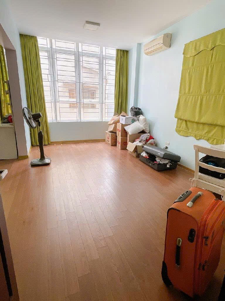 Bán nhà riêng Thái Thịnh, Đống Đa, diện tích 51m², 6 tầng có thang máy, giá chỉ 14,8 tỷ