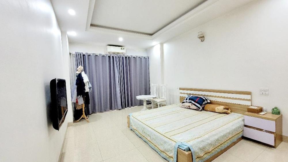 Bán nhà hẻm xe hơi Nguyễn Văn Luông 48m², 2 tầng BTCT, 3 PN 2 WC, có lửng, nhà mới xây, thông ra Võ Văn Kiệt