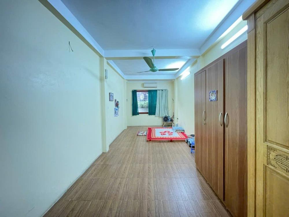 Bán nhà 30m2, 5 tầng Hào Nam, Đống Đa, tiện lợi gần phố, giá 8,4 tỷ