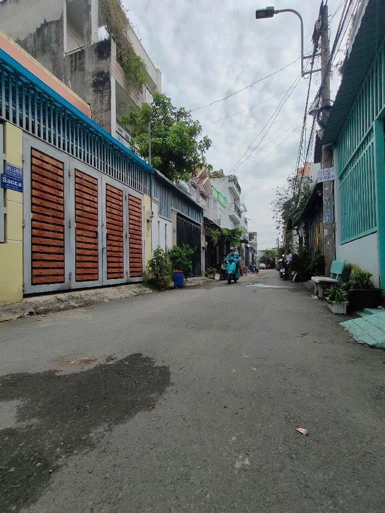 Bán nhà Tăng Nhơn Phú B Thủ Đức, hẻm xe hơi đường Đình Phong Phú, nhà 2 tầng