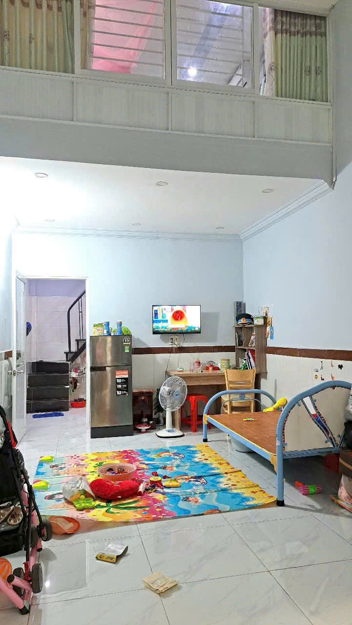 Bán nhà xinh sổ hồng riêng 1 trệt 1 lửng, 3,5mx10m, đường 4m Thới An 08, Quận 12