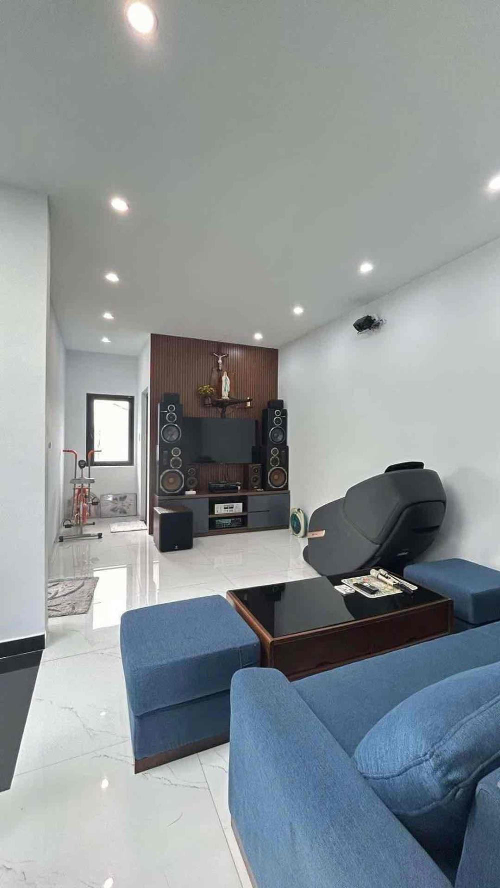 Bán nhà 93m2 tại Phường Thanh Bình, Quận Hải Châu, Đà Nẵng, đầy đủ nội thất, giá nhỉnh 6 tỷ
