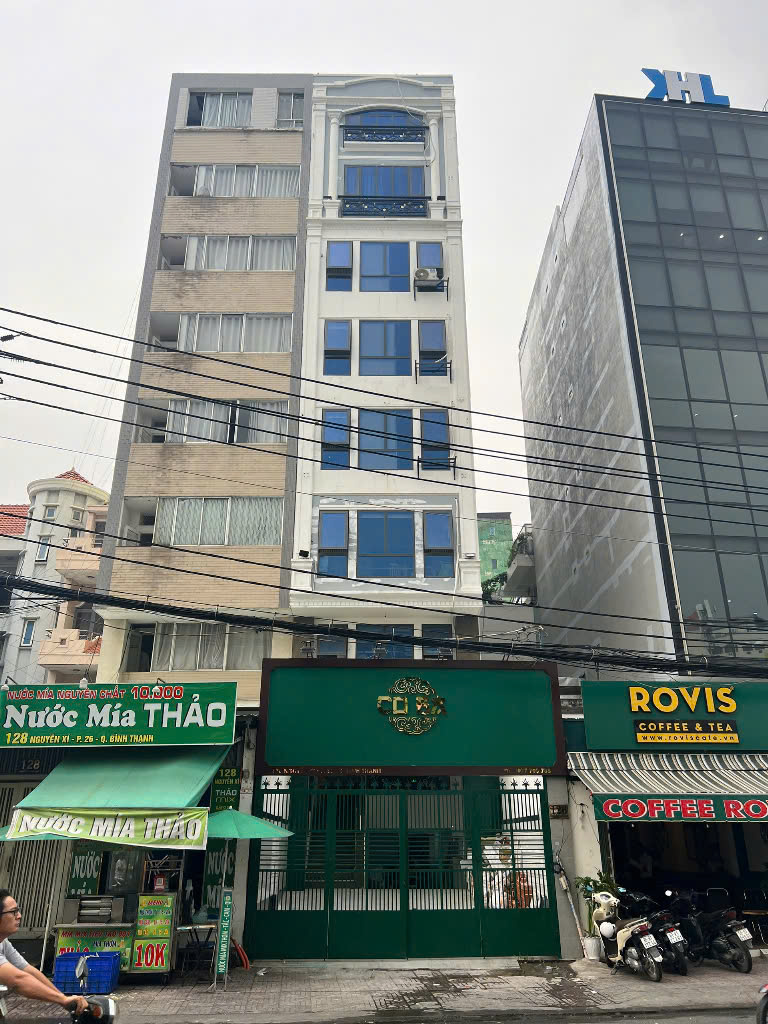 Bán nhà mặt tiền tại 126 Nguyễn Xí, quận Bình Thạnh, hầm 9 tầng, giá tốt