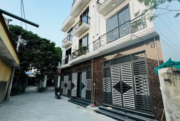 Bán nhà 3 tầng 36m² nở hậu, đường Phan Huy Ích, Tân Bình, gần Emart 2, giá 2.28 tỷ