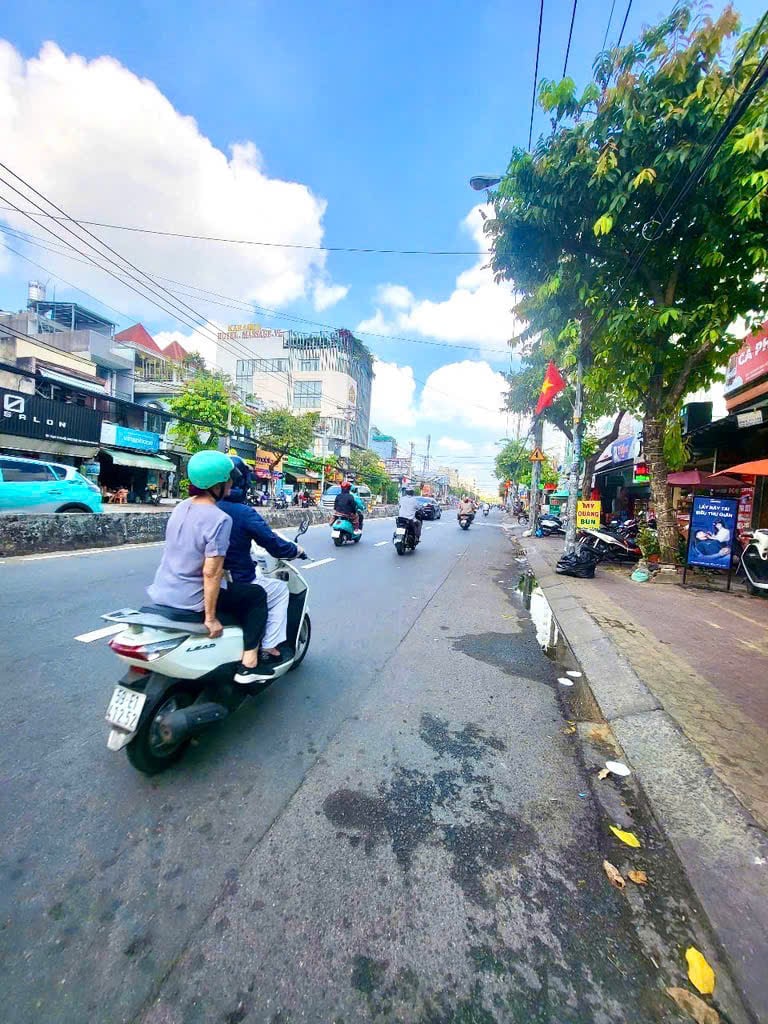 Bán nhà hẻm xe hơi tại Dương Thị Giang, Tân Thới Nhất, Quận 12, 4,5x21m