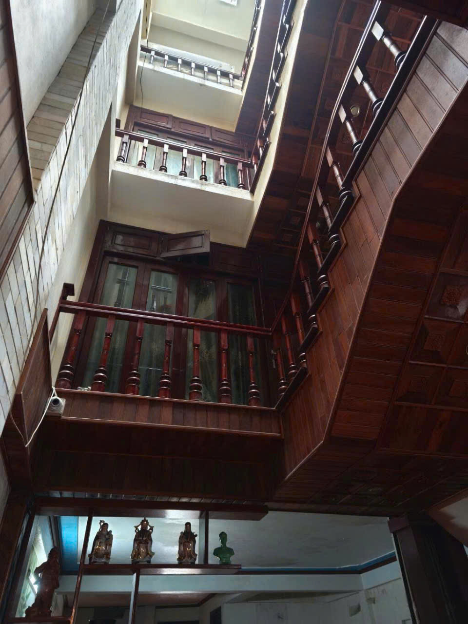 Bán nhà mặt đường QL3, Phù Lỗ với diện tích 152m2, khu vực vô cùng sầm uất, thuận tiện cho kinh doanh