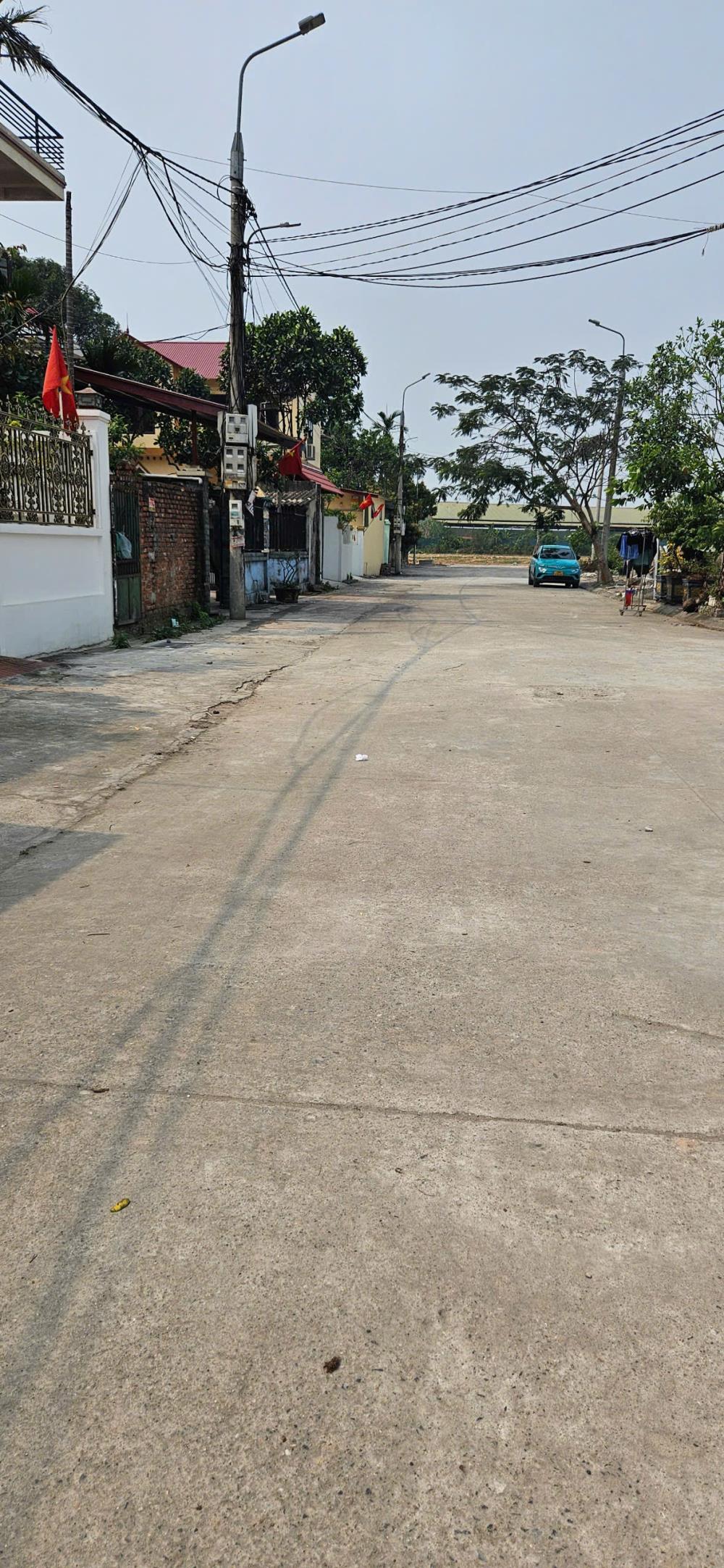 Bán lô đất 42m² sát khu đấu giá Nguyên Khê, ôtô 7 chỗ đỗ, ngõ thông, giá chỉ 3.1 tỷ