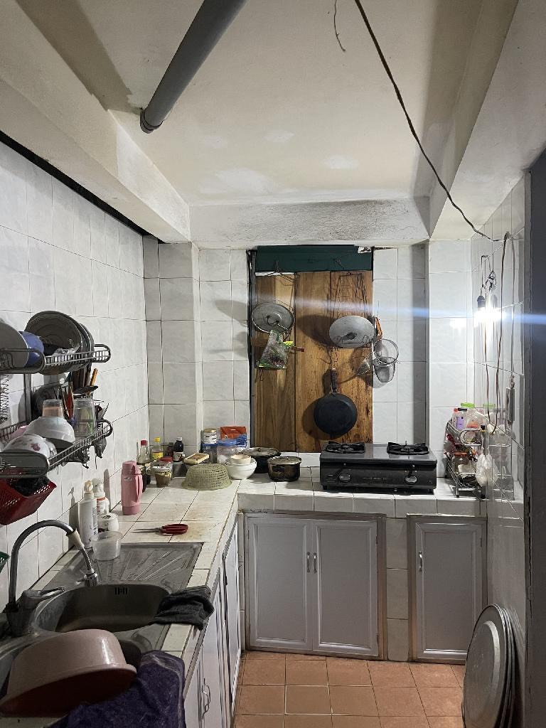 Bán nhà mặt phố Âu Cơ, Hà Nội, 2 mặt thoáng, ô tô tránh, giá tốt