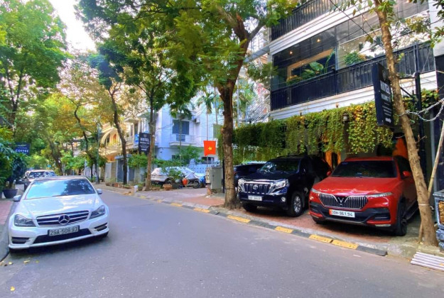 Bán nhà mặt phố Xuân Quỳnh, 7 tầng, 82m², kinh doanh đỉnh, giá 39.8 tỷ