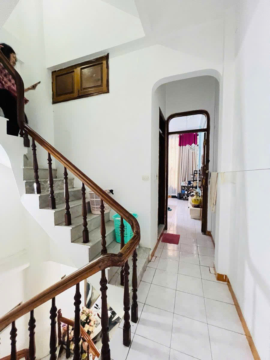 Bán nhà đẹp mặt ngõ to ô tô tránh tại phố Quan Thổ 1, Đống Đa, Hà Nội