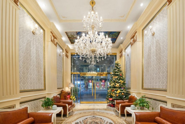 Bán toà khách sạn 9 tầng mặt phố Hàng Bông, 171m², 220 tỷ, vị trí đỉnh, kinh doanh sầm uất