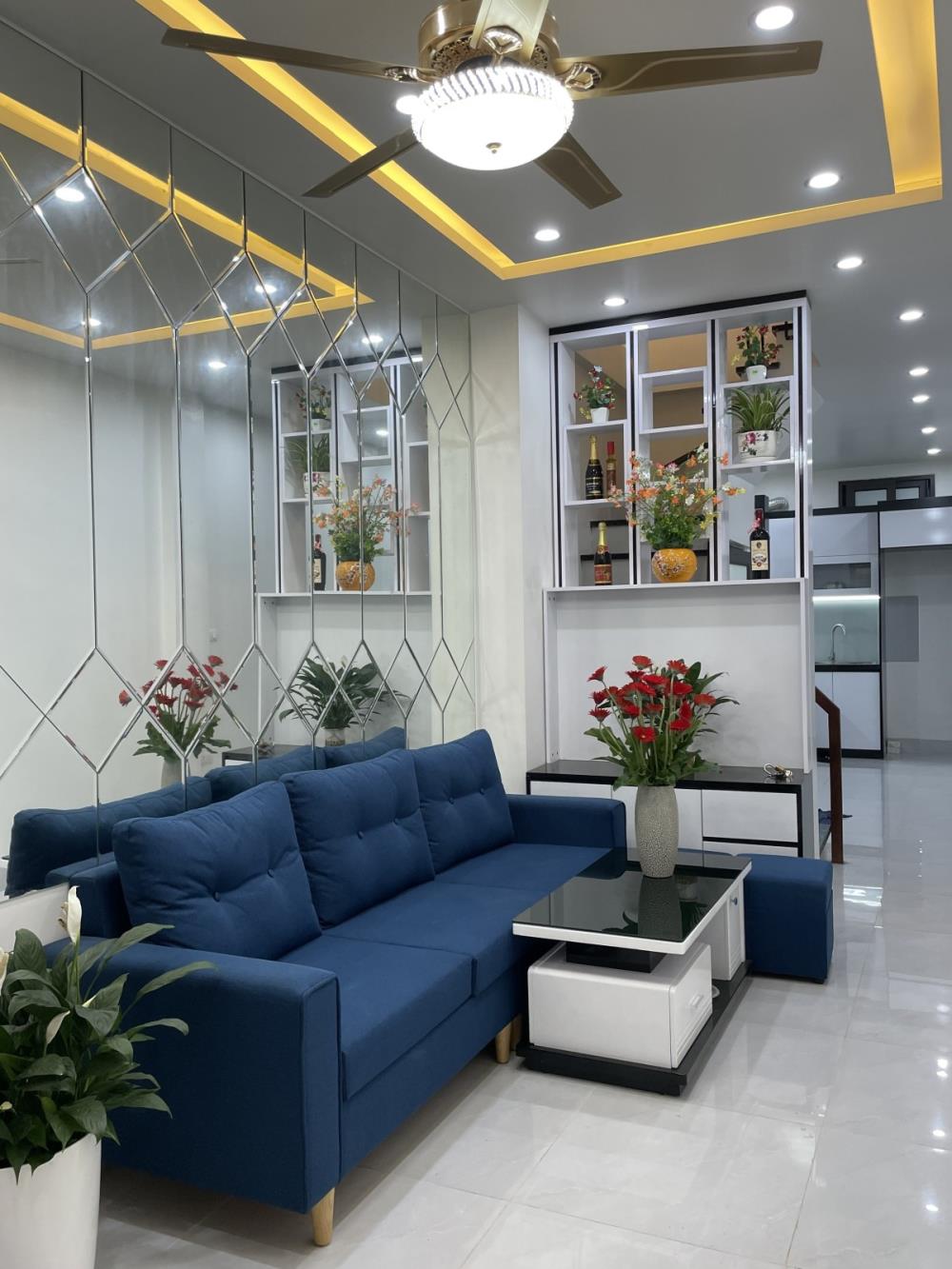Bán nhà đẹp phố Nguyễn Lương Bằng, Quận Đống Đa, Hà Nội, gần hồ Đắc Di Trần Hữu Tước, 4 tầng, full nội thất