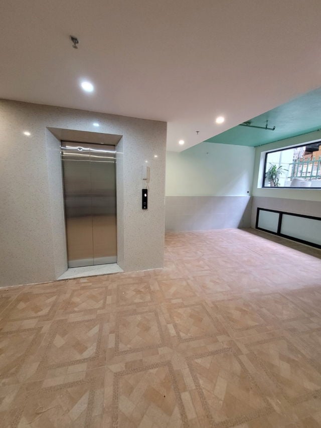 Bán homestay 119m² view Hồ Tây, phố Xuân Diệu, Tây Hồ giá tốt có thương lượng