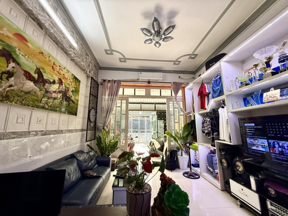 Cần bán gấp nhà 4 tầng, diện tích 70m2, hẻm ô tô, giá chỉ 6.95 tỷ tại Phan Huy Ích, Gò Vấp