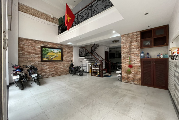 Cho thuê studio Quận 7, full nội thất , ban công, ngay Phú Mỹ Hưng