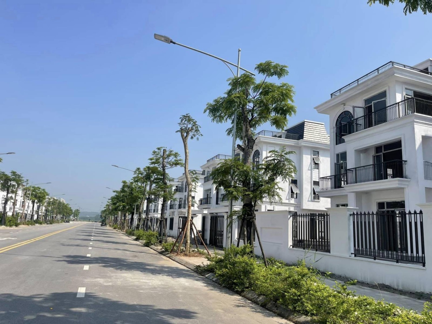 Bán biệt thự Vinpearl Nha Trang Bay Resort & Villas, giá thỏa thuận, 430m2 mỗi năm thu 1.5 tỷ