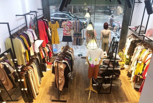 Cho thuê nhà mặt phố Đê La Thành, Đống Đa, diện tích 40m2, 4 tầng, giá 28triệu