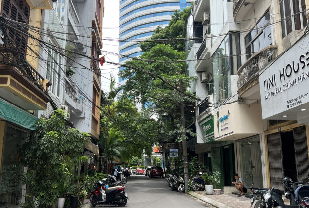 Cho thuê nhà xây mới, full nội thất, Huỳnh Thúc Kháng, Đống Đa, 43m2, giá 45 triệu/tháng