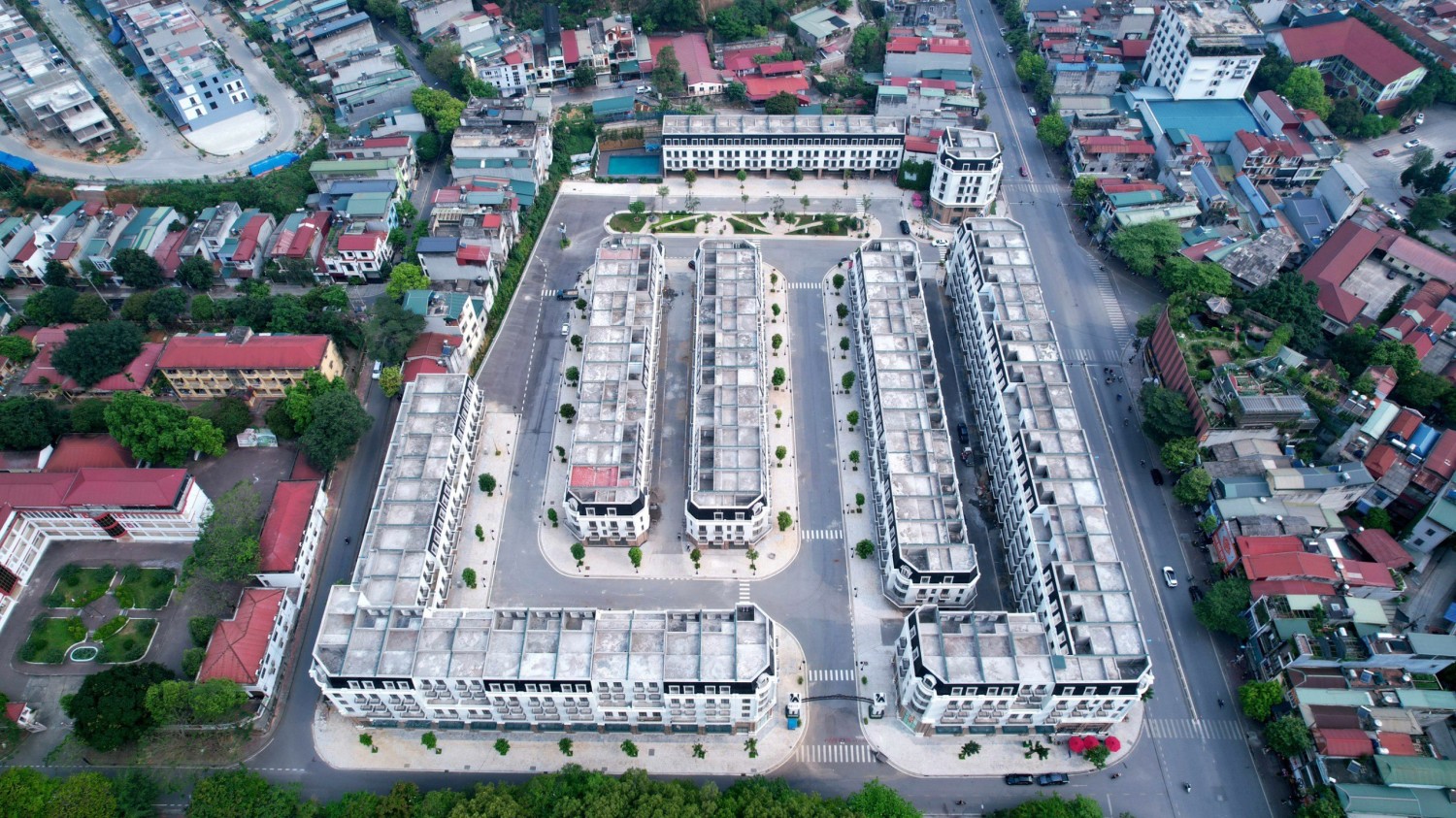 Bán Shophouse CIC Luxury chỉ với 4,8 tỷ, 108m2, căn hai mặt tiền