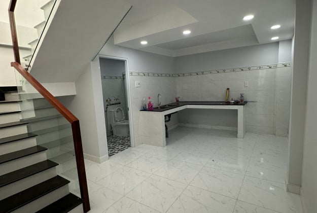 Bán nhà mặt tiền đường Khu dân cư Lê Bôi, phường 7, Quận 8, gần trường Nguyễn Trung Ngạn, 76m², sổ hồng riêng