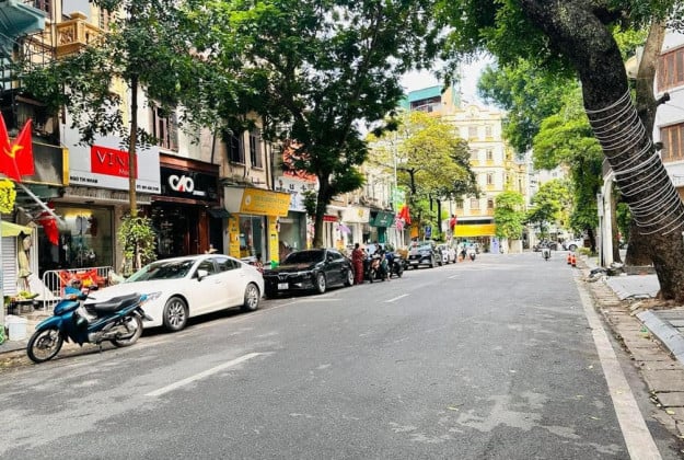 Bán nhà mặt phố Ngô Thì Nhậm, Hai Bà Trưng, siêu hiếm 6 tầng kinh doanh, 125m², giá 104 tỷ