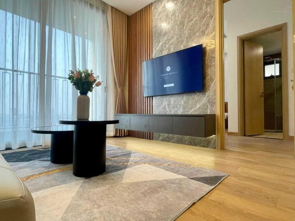 Cho thuê căn hộ Golden Park Tower Cầu Giấy, Hà Nội, 101m2, giá 14.5tr/tháng
