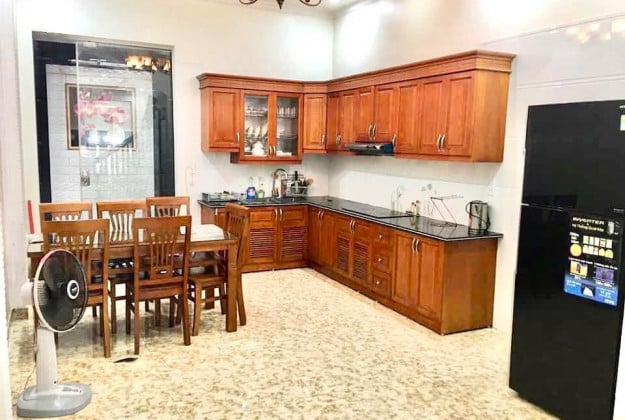 Cho thuê nhà nguyên căn 4 tầng full nội thất, ô tô vào nhà, mặt đường Tô Vũ, lối đi 193 Văn Cao, Hải Phòng