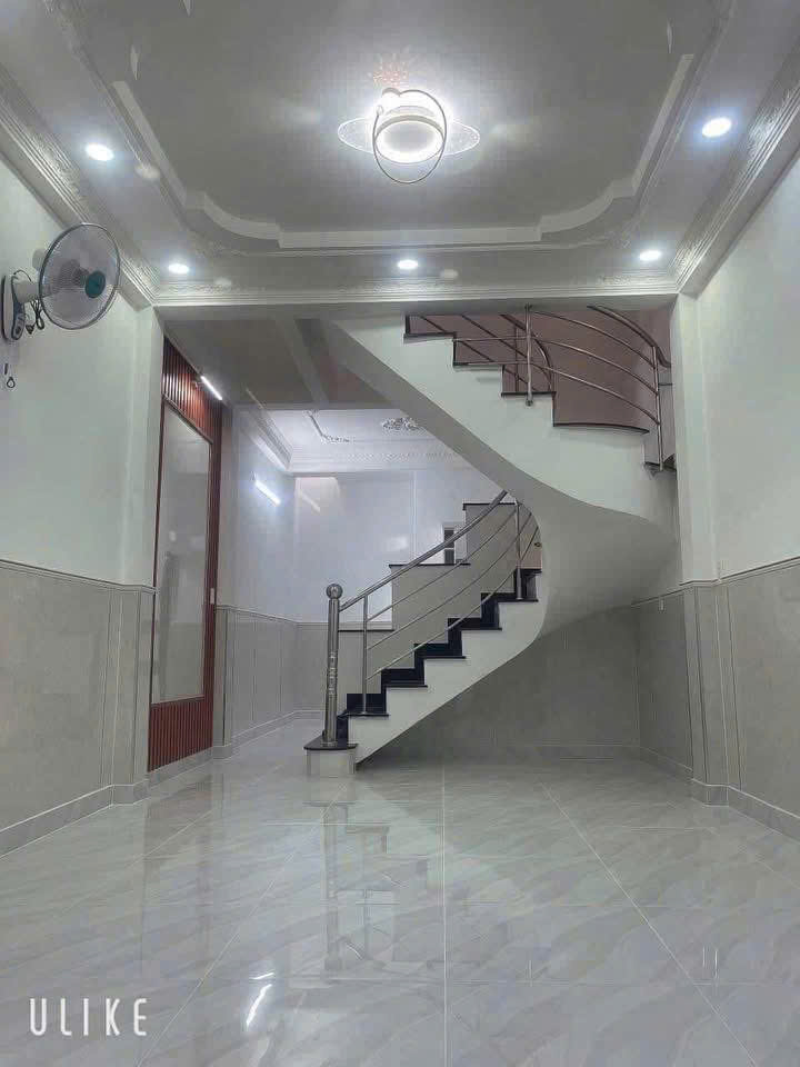 Bán nhà Nguyễn Thị Căn, Quận 12, 35m², 2 phòng ngủ, sổ hồng riêng, giá 3.3 tỷ