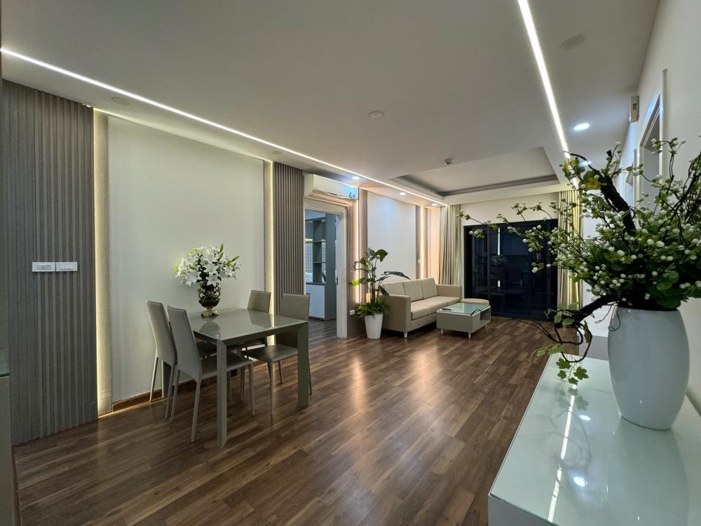 Bán căn hộ chung cư cao cấp Tòa 34T Hoàng Đạo Thúy, Trung Hòa, Nhân Chính, 146m2 giá 10,5 tỷ