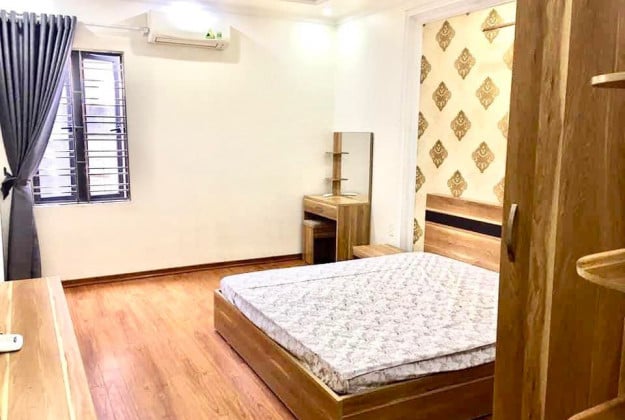 Cho thuê nhà mặt đường Tô Vũ, 193 Văn Cao, Hải Phòng, giá 20 triệu/tháng