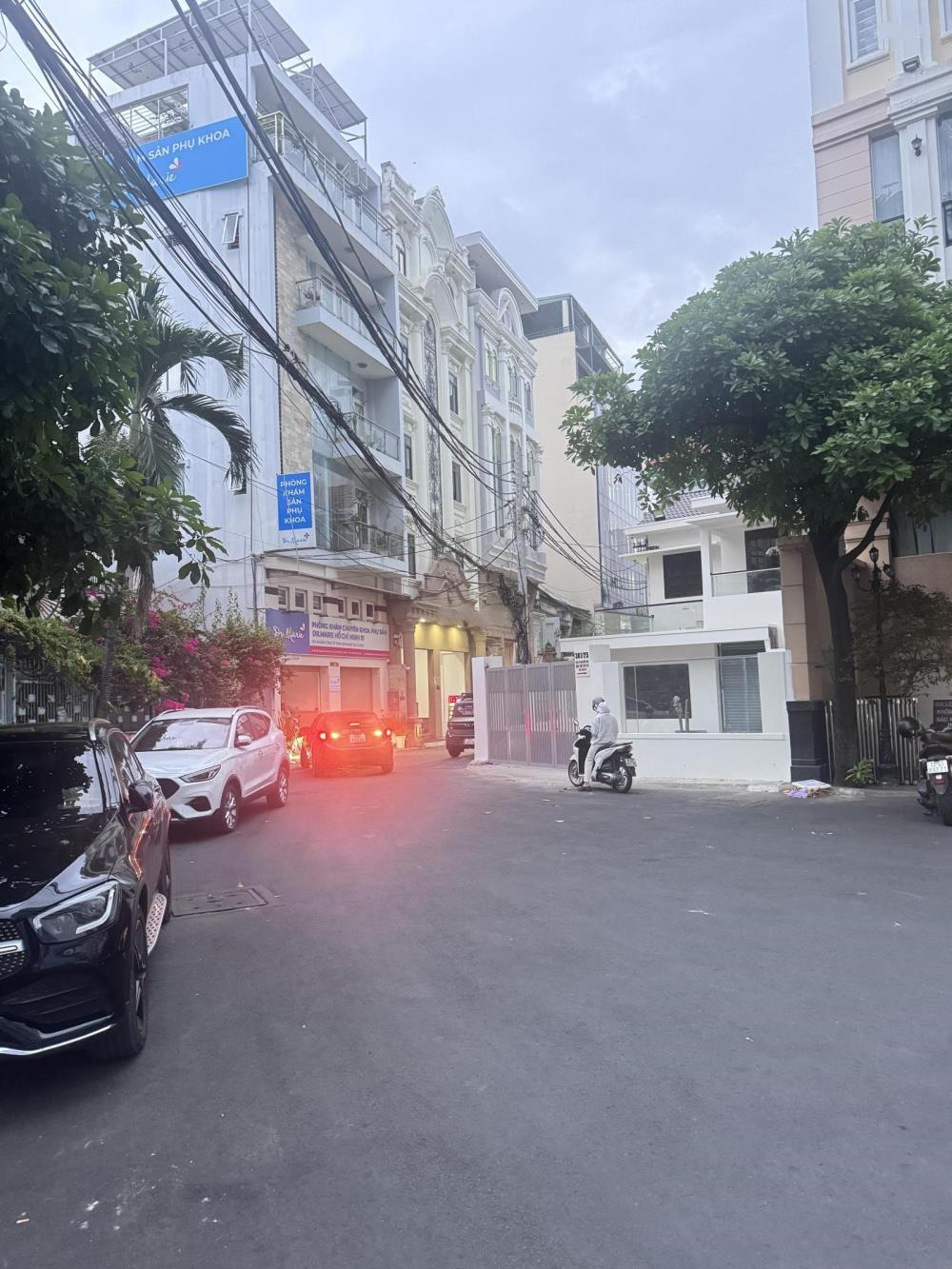 Bán tòa nhà văn phòng và nhà ở đường Nguyễn Văn Trỗi, Tân Bình, 73m2, 8 tầng, giá 27 tỷ