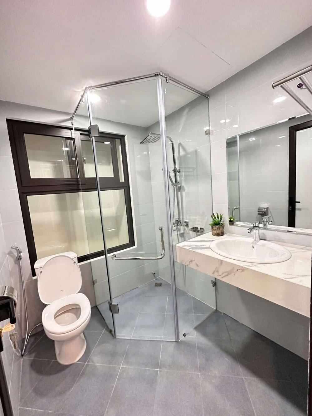Bán nhà full nội thất phố Yên Hoà, Cầu Giấy, 5 tầng, 3 phòng ngủ, chỉ 7.6 tỷ