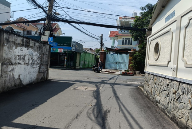 Bán nhà riêng chưa đến 40 tr/m2, đường Tây Hòa, Quận 9, trệt 4 PN, 120 m2, sổ hồng riêng