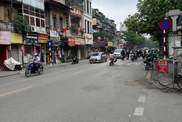 Bán nhà Chợ Khâm Thiên, diện tích  68m2, giá chào 14.5 tỷ