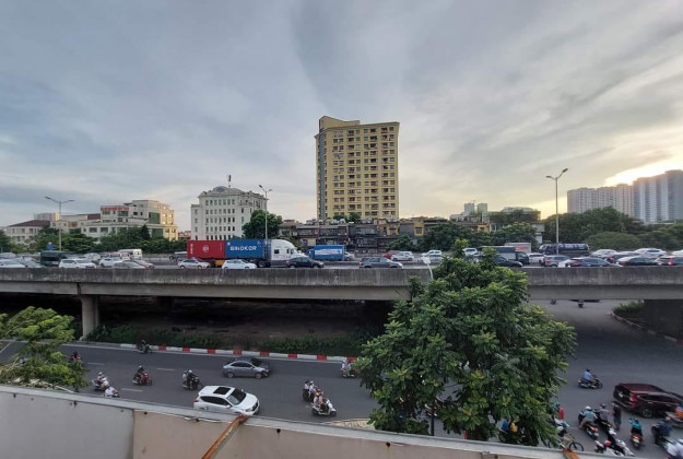 Bán nhà mặt Đường Khuất Duy Tiến, Phường Thanh Xuân Trung, diện tích 133m2, giá chào 3x tỷ