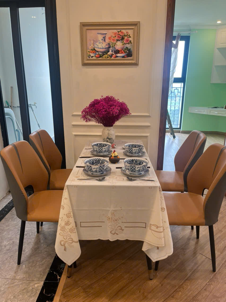 Bán căn góc 2PN-81m2 full nội thất chung cư The Emerald Đình Thôn, 5,7 tỷ