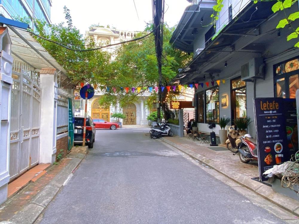 Bán nhà phân lô gara ô tô, 50m², mặt tiền 5.2m, ngõ thông kinh doanh, đường Láng Đống Đa