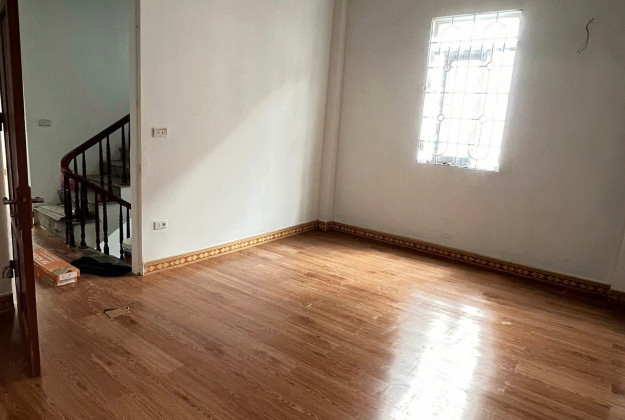 Cho thuê nhà 5 tầng ngõ ô tô Lưu Quang Vũ, Trung Hòa, Cầu Giấy, 55m2, Giá 25 triệu/tháng