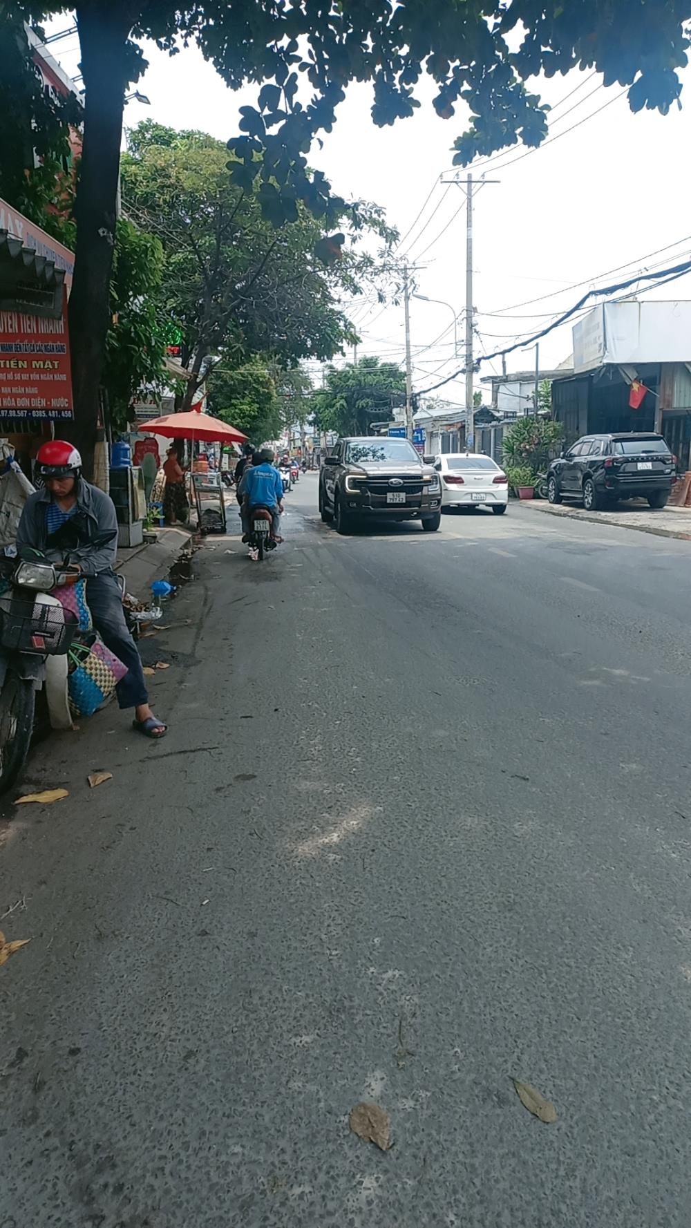 Bán nhà lô góc mặt tiền Nguyễn Thị Kiểu, khu dân cư sầm uất, 100m², giá chỉ 6.39 tỷ