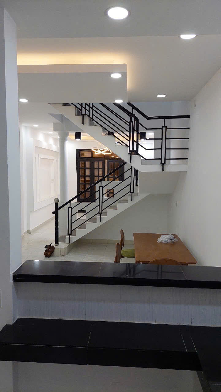 Bán Nhà Trụ Sở Công Ty Phường An Lạc, Quận Bình Tân, 64m², 4,95 tỷ