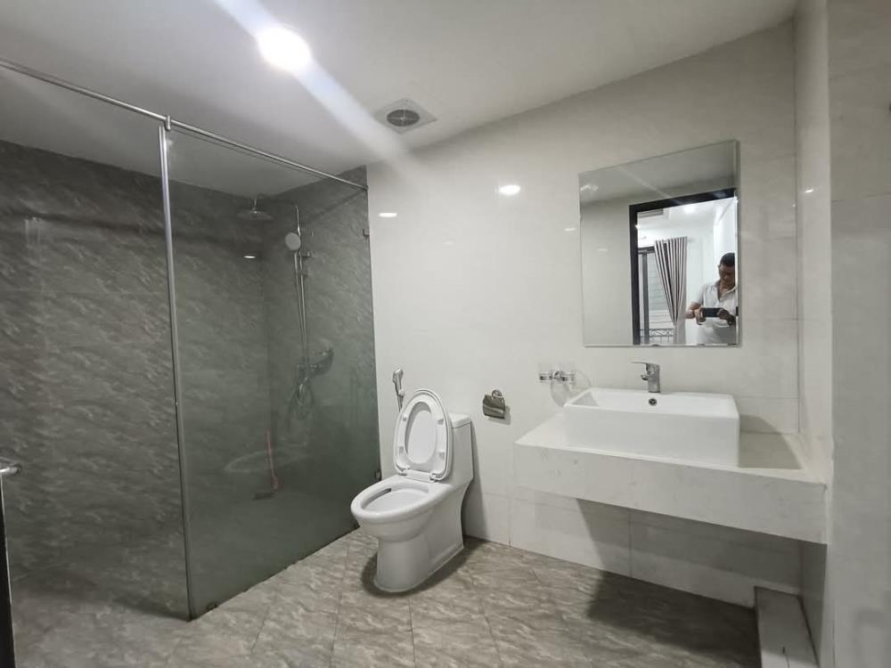 Bán Nhà Siêu Phẩm Văn Hương, Đống Đa, 55m² x 5 Tầng, Mặt Tiền 6m, Vị Trí Đẹp, Giá Tốt